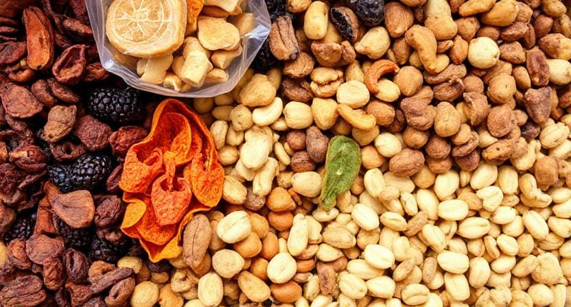 Prepper Shopping for Dried Fruits & Nuts